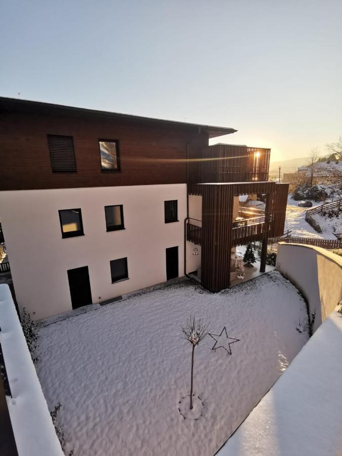 Ferienwohnung Deluxe Sattendorf ภายนอก รูปภาพ